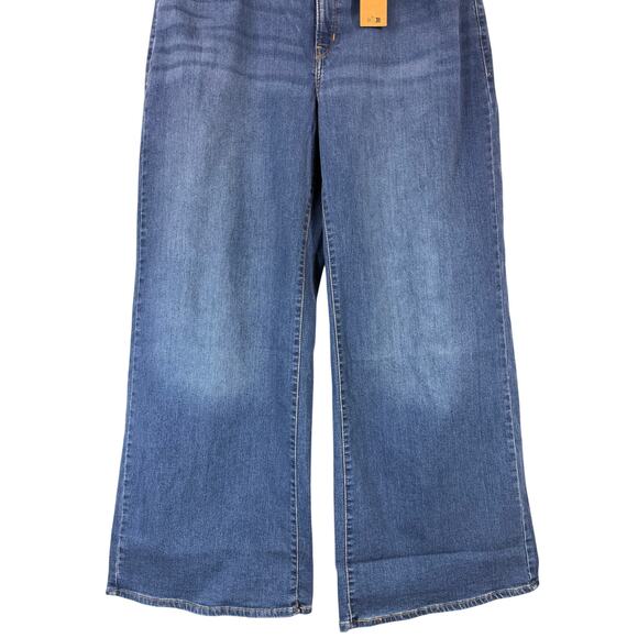 Levi’s 318 Shaping Wide Leg Jeans Women’s Plus Size 18W Blue Wash NWT - Picture 6 of 14